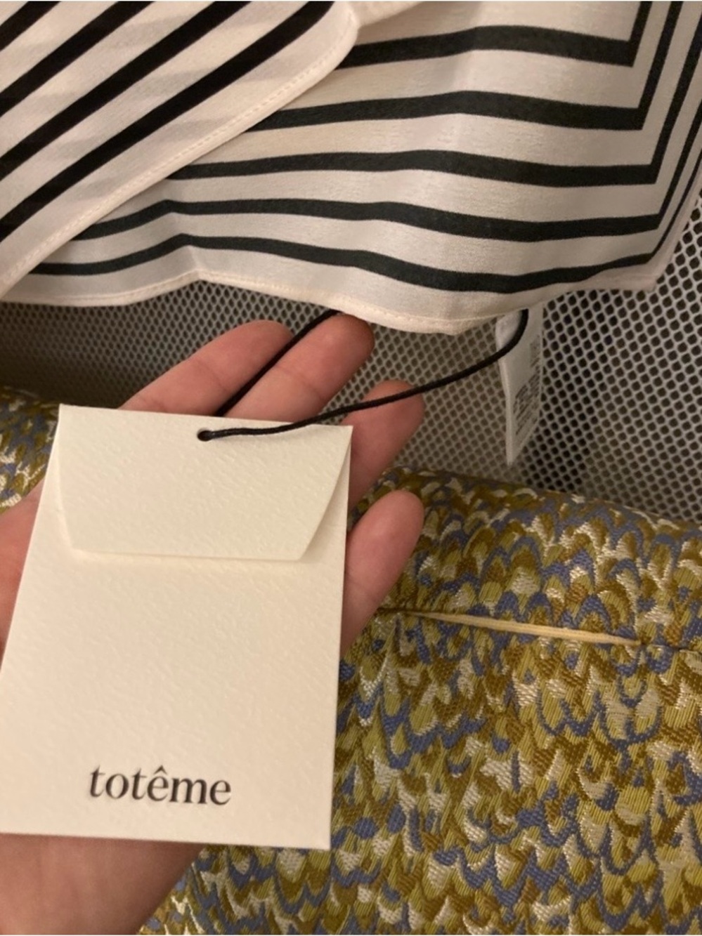 Black & White Geometric Striped Scarf  toteme - Picture 4 of 4